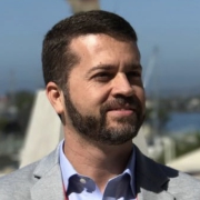 Dr. Renato Galvao Redorat
