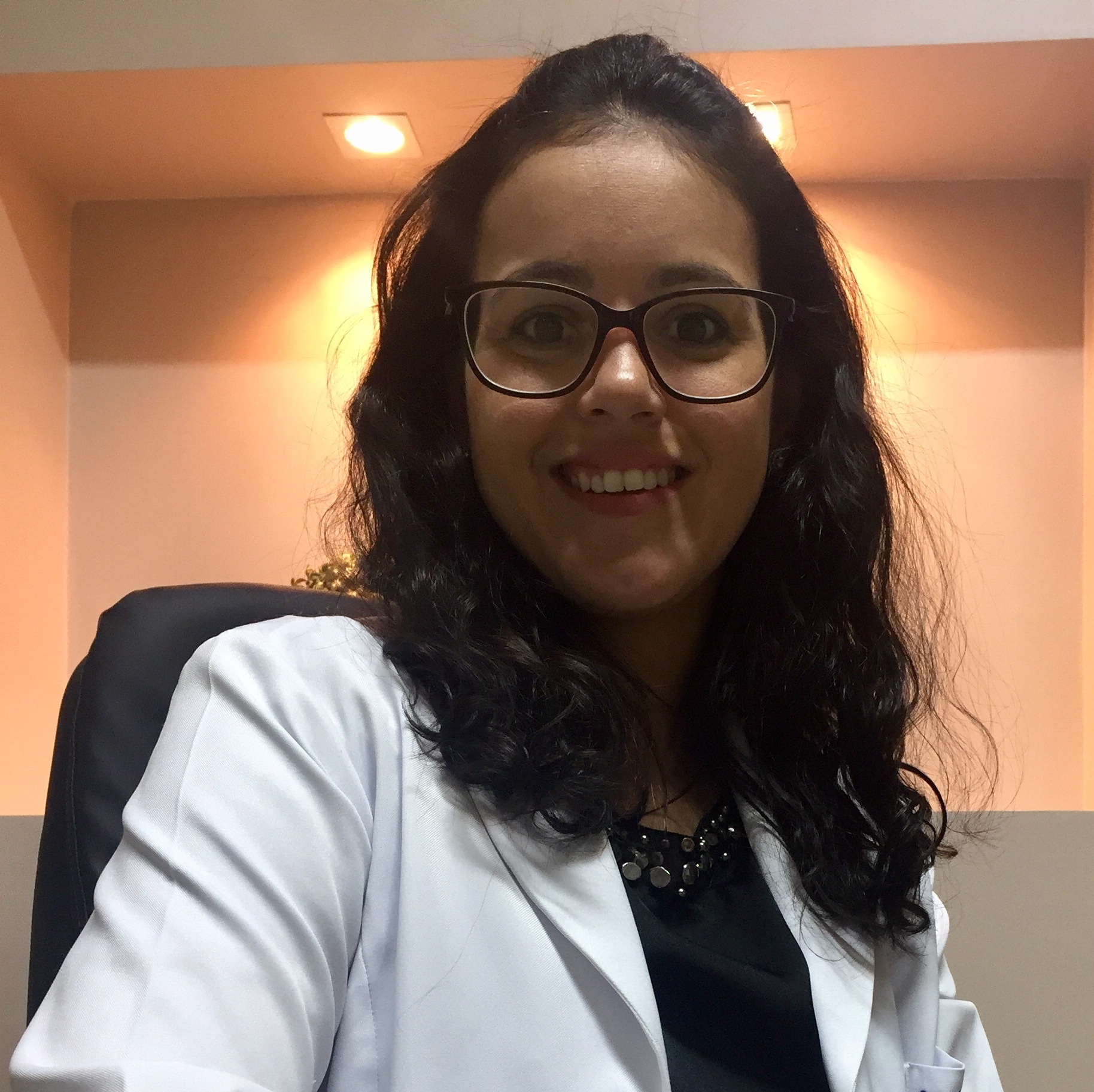Drª. Nathalia Homsi Tessarolo Cao