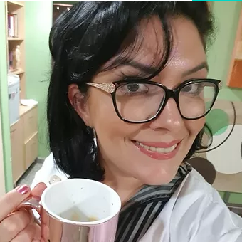Drª. Viviane Poubel